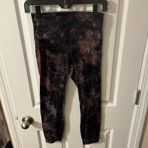 Lululemon 3/4 leggings Align